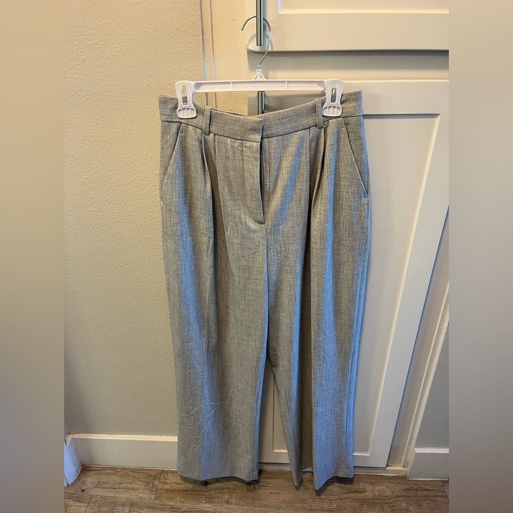 Abercrombie and Fitch Sloane Tailored Wide Leg Pant, Grey, Size 8 (29 waist)